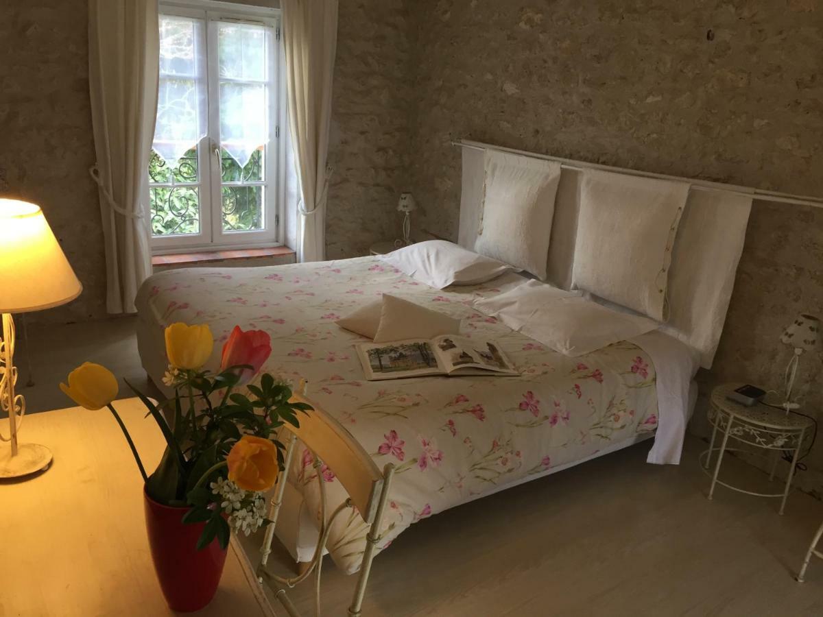 Le Clos Tilia Bed & Breakfast Clery-Saint-Andre Exterior photo