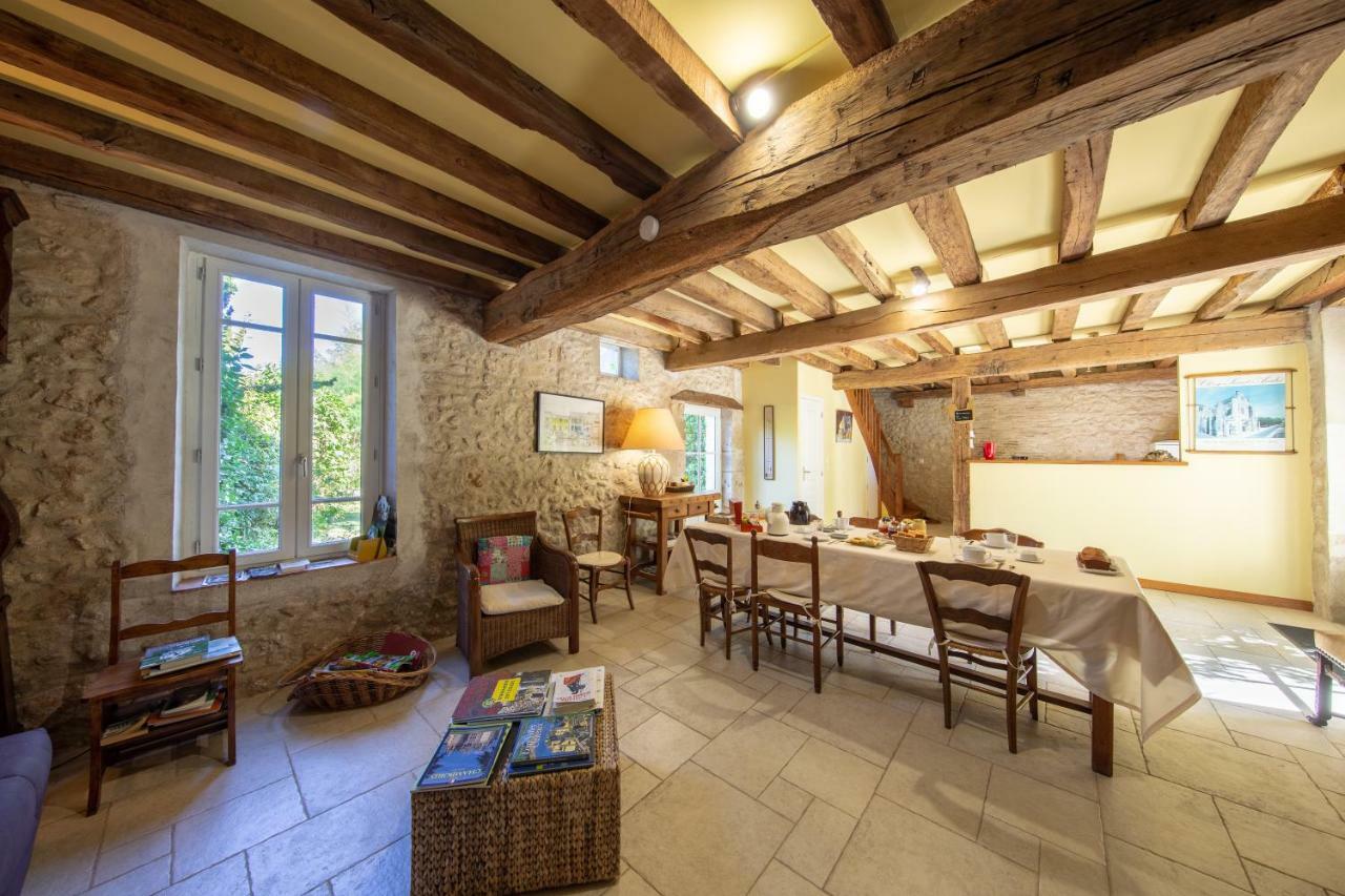 Le Clos Tilia Bed & Breakfast Clery-Saint-Andre Exterior photo