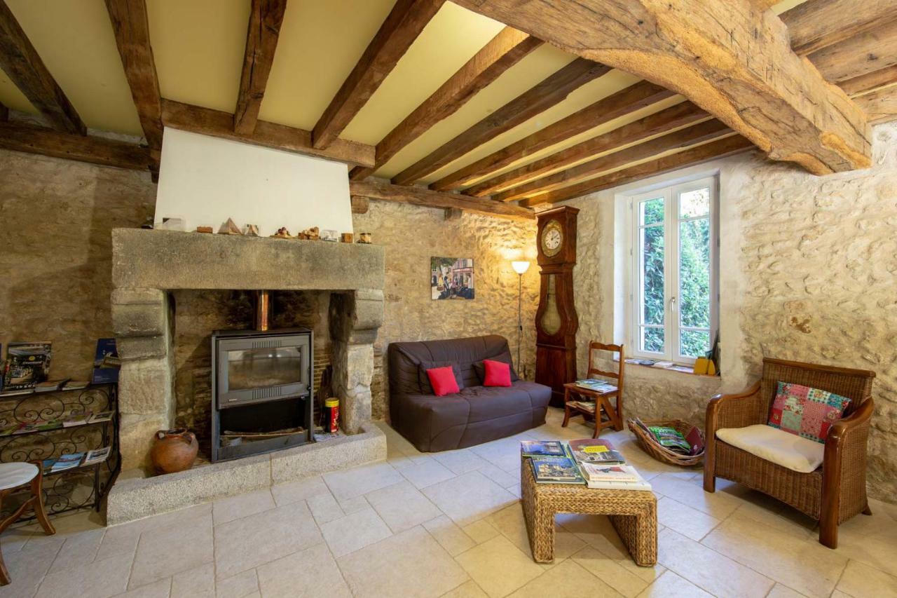Le Clos Tilia Bed & Breakfast Clery-Saint-Andre Exterior photo